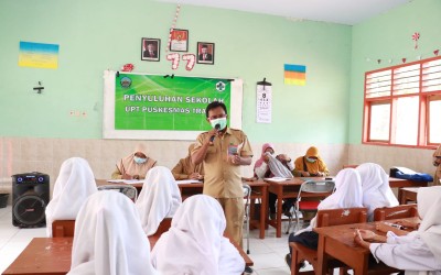 Membekali Siswa SMPN 2 Tragah dalam Perilaku Hidup Bersih dan Sehat, UPT Puskesmas Tragah Mengadakan Penyuluhan
